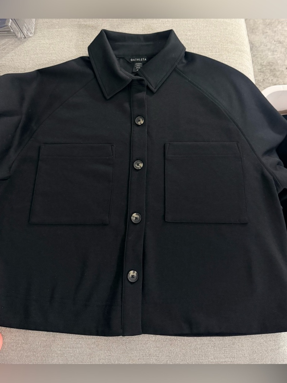 Athleta Allure Shirt Jacket
Womens Crop Long Sleeve Button Front - Picture 12 of 14